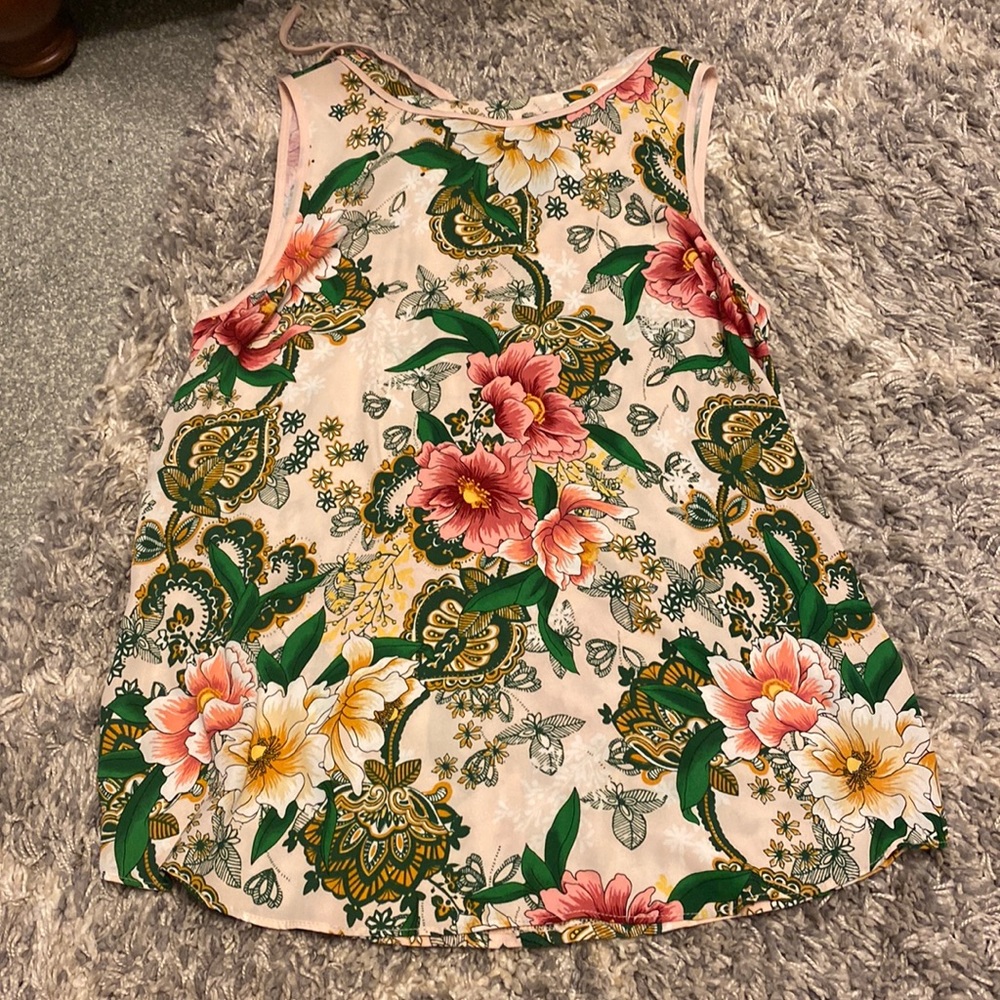 Loft sleeveless floral top, size XS